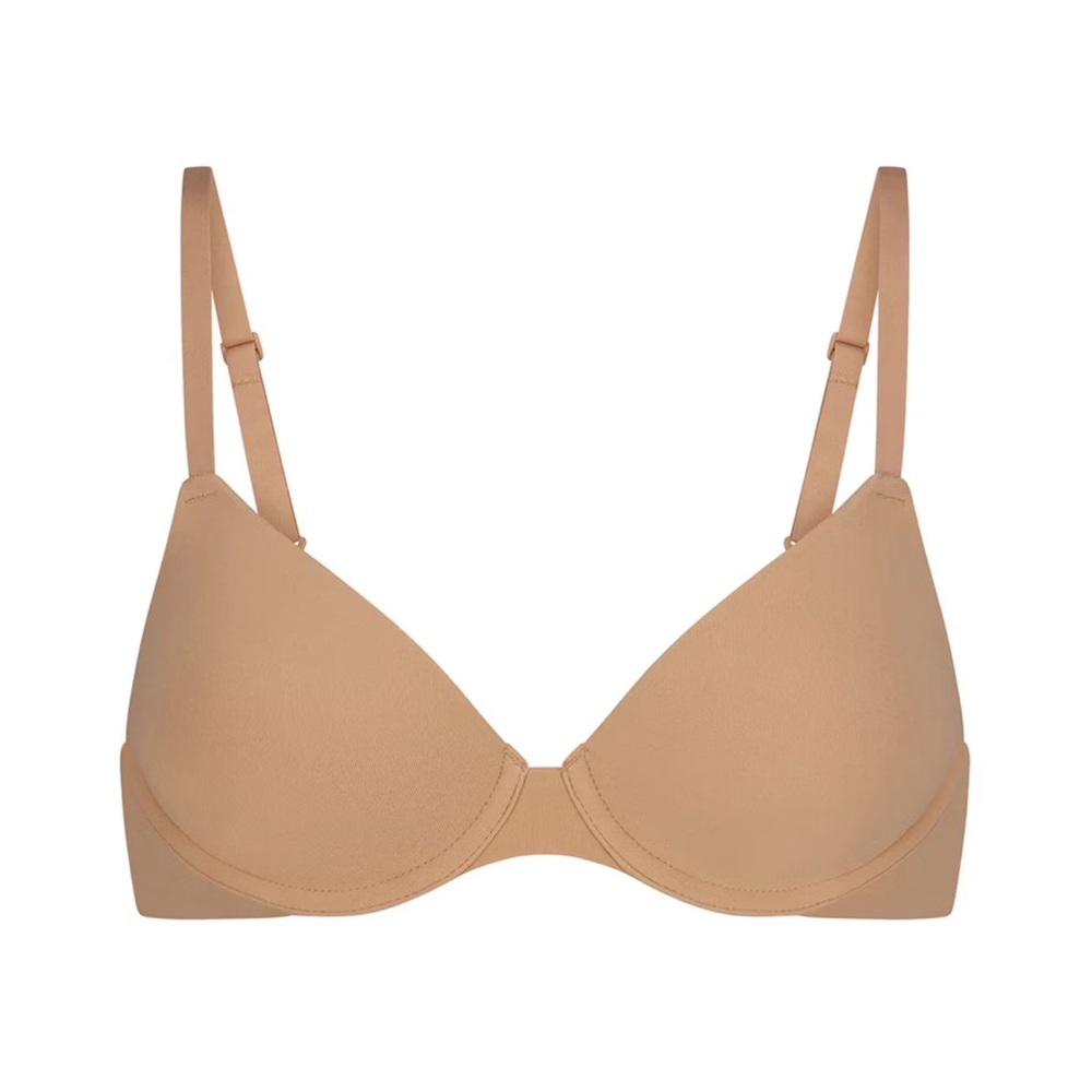 SKIMS Nude Fits Everybody T-Shirt Bra